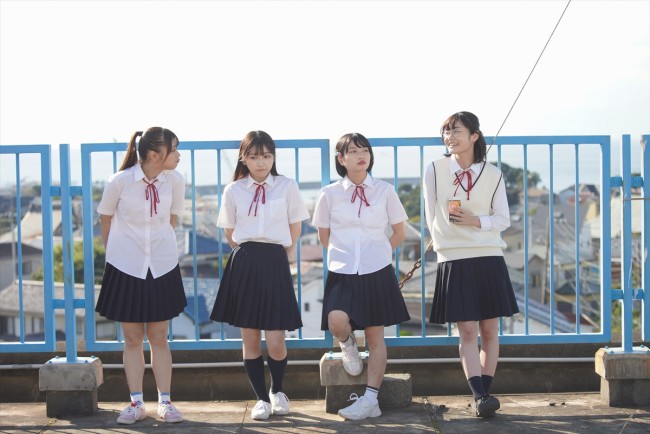 ”＃2i2”十味、女優初挑戦　“女子高生×釣り”『放課後アングラーライフ』ポスター＆場面写真解禁