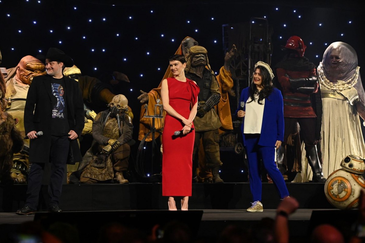 「スター・ウォーズ」新情報一挙発表　過去、現在、未来を描く、新作映画3本の製作決定　デイジー・リドリーらのコメント到着