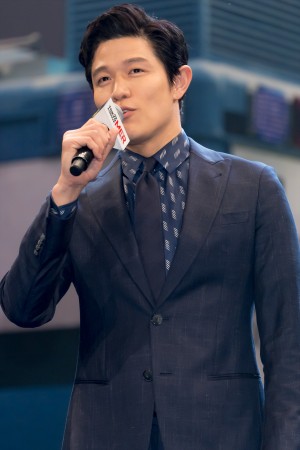 鈴木亮平、劇場版『TOKYO MER～走る緊急救命室～』完成披露試写会に登場