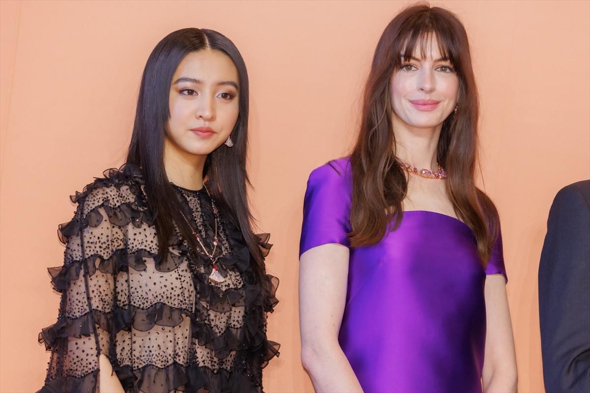アン・ハサウェイ、11年ぶり来日で超絶スタイル披露　Koki，＆森星＆山下智久と美競演