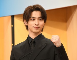 横浜流星、大河ドラマ『べらぼう～蔦重栄華乃夢噺～』制作・主演発表会見に登場