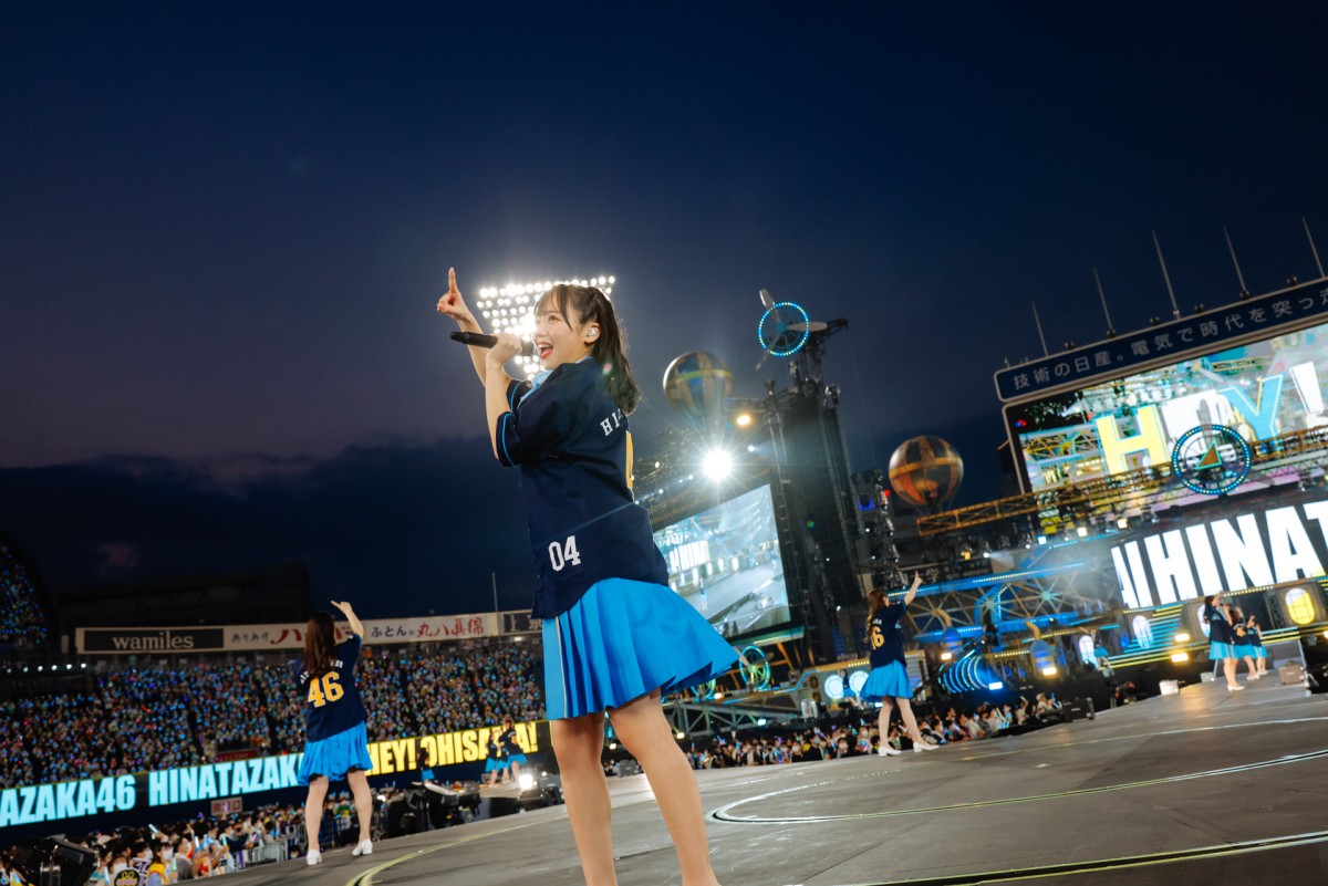 日向坂46、初スタジアムでデビュー4周年ライブ　休演の影山優佳＆山下葉留花サプライズ登場で32人全員そろう