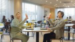 日本マクドナルド「ベーコンポテトパイ」CMに出演するKinki Kids