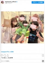 母の日を迎えた辻希美と子どもたちの記念ショット　※「辻希美」インスタグラム