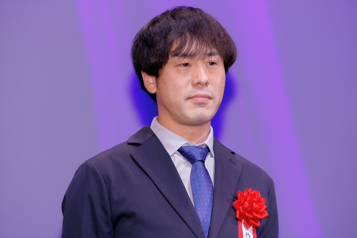 岡田准一、高倉健さんが中井貴一に渡した腕時計を継承　特別主演男優賞に「救われた思い」