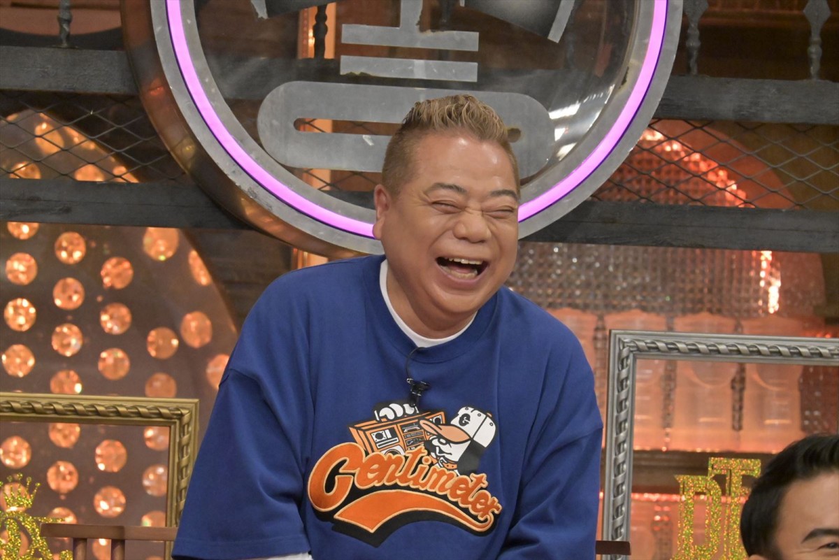 浜田雅功還暦記念で市川右團次、出川哲朗らダウンタウンの同級生が大集合！　共感爆発の思い出から超意外な経歴など語り尽くす