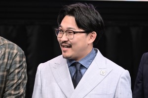オズワルド・伊藤俊介、『M-1グランプリ2023』開催会見に登場