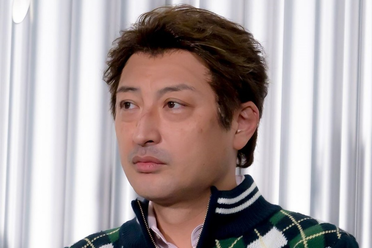 古田新太、舞台『パラサイト』に自信覗かせる「映画をご覧になった人たちも『うまい！』って」