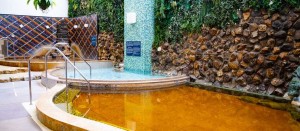 静かに過ごせる「温泉・スーパー銭湯ランキング」発表！　1位は高級感漂う横浜の温泉施設