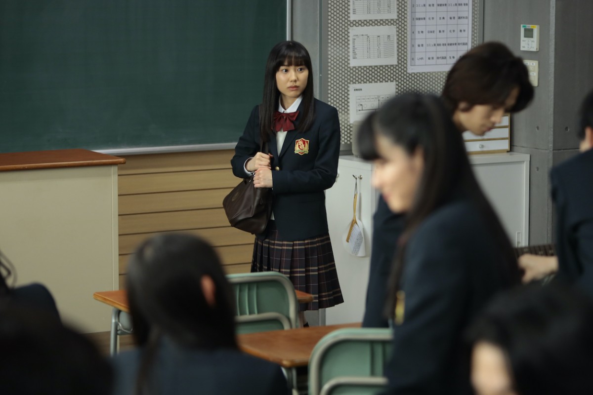 『最高の教師』第2話　離婚を切り出された“九条”松岡茉優　目出し帽の男たちに襲われる