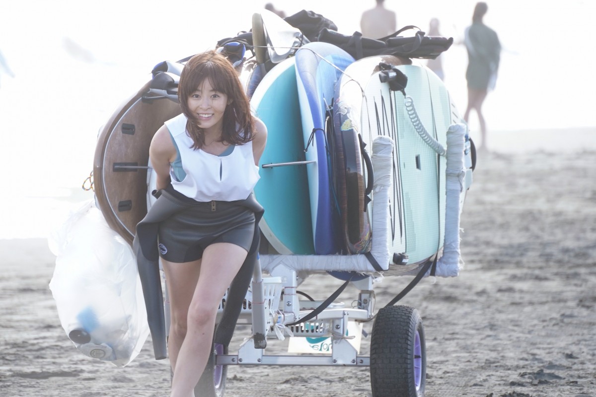 森七菜＆間宮祥太朗W主演『真夏のシンデレラ』今夜スタート　真夏の海を舞台にした男女8人の恋愛群像劇
