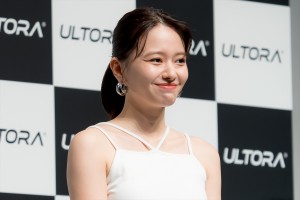 山本舞香、ULTORA／アンバサダー就任＆新CM記者発表会に登場