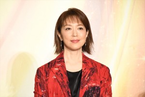 若村麻由美、木曜劇場『この素晴らしき世界』制作発表に登場