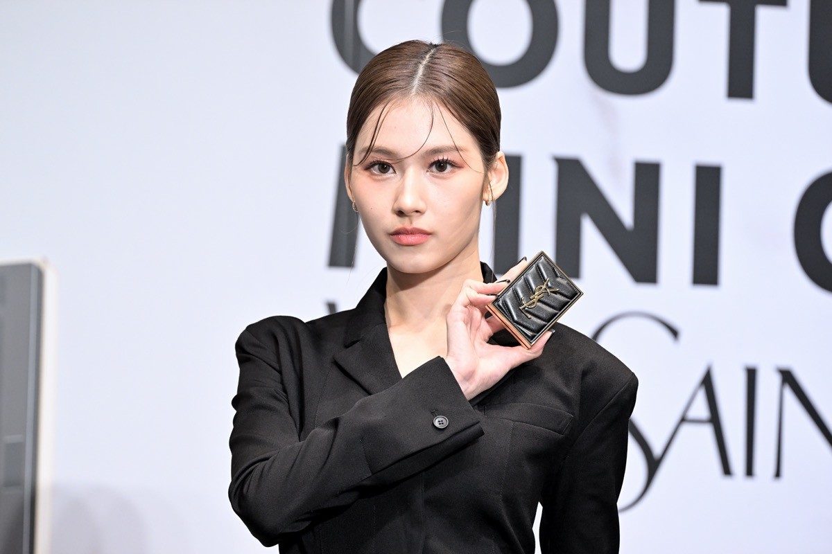 TWICE・サナ、メイクのこだわりを明かす