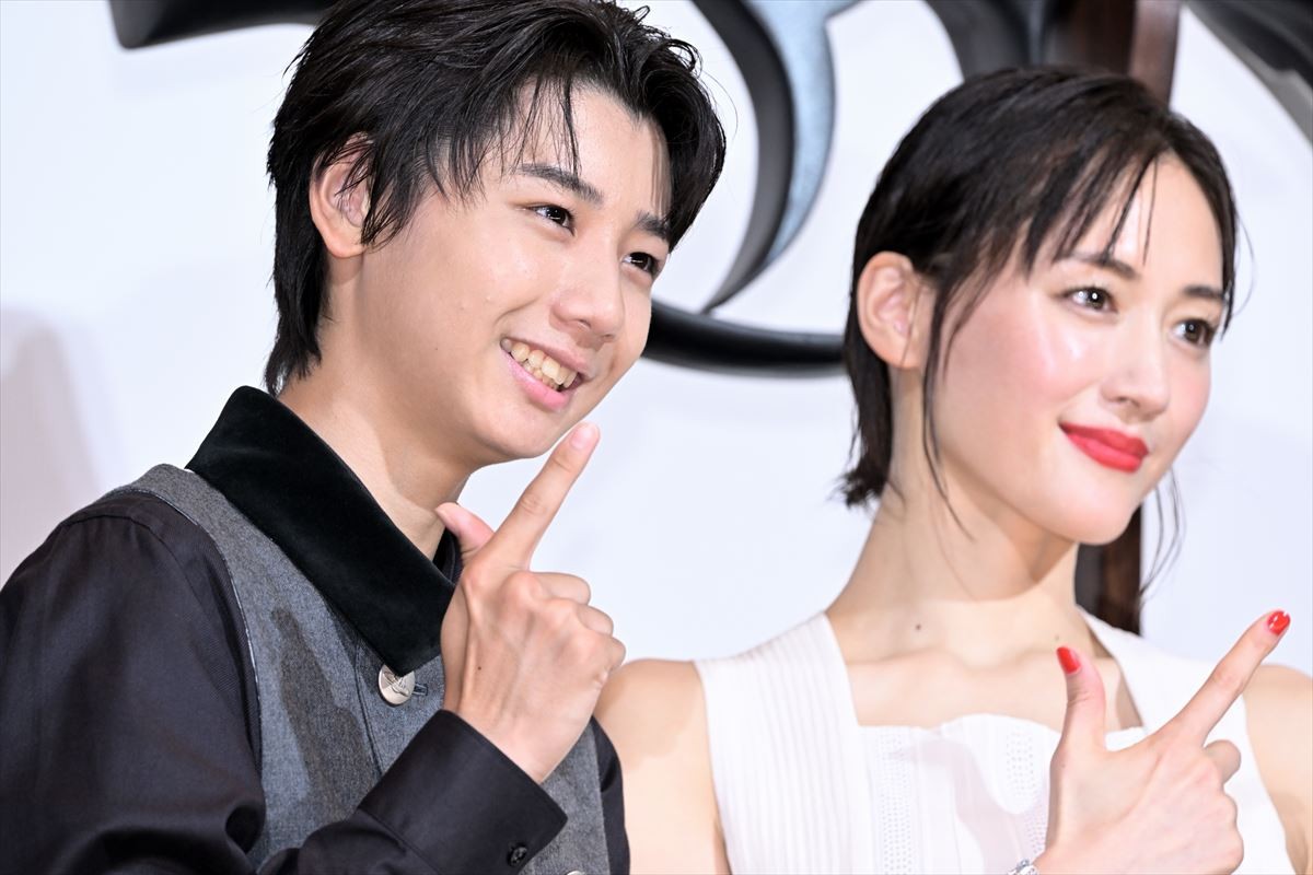 長谷川博己、綾瀬はるかの切り替えの速さに驚き　「血だらけの姿で『ピロちゃん今日何食べた？』とか」