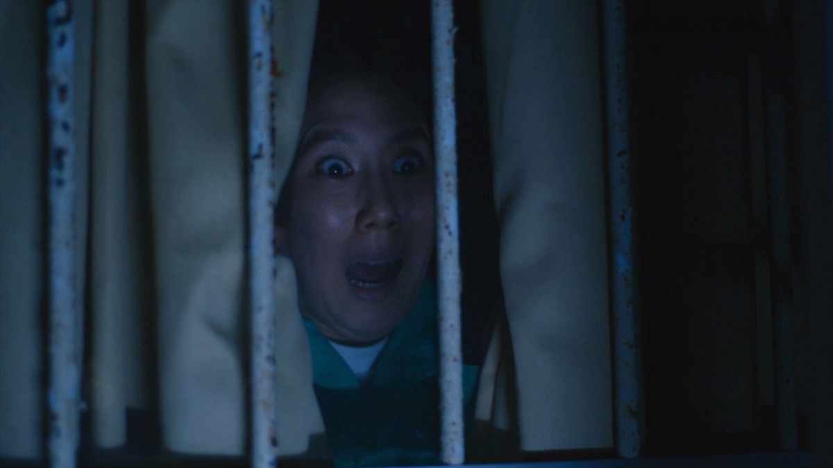 伝説の＜洗脳＞サイコホラー『女囚霊』、戦慄の予告映像＆2種類の場面写真が公開