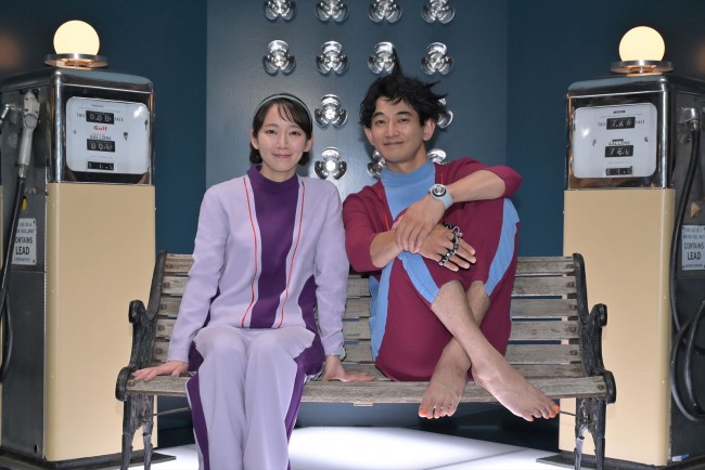 ドラマ『時をかけるな、恋人たち』（左から）主演の吉岡里帆、共演の永山瑛太