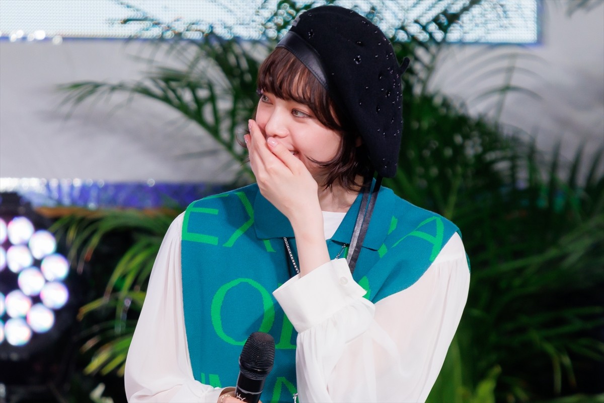 平手友梨奈、ムロツヨシの無茶振りで赤面“めざましじゃんけん”