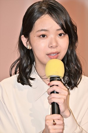 趣里、連続テレビ小説『ブギウギ』完成試写会・会見に登場