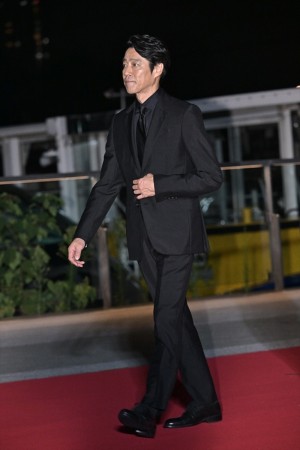 堤真一、映画『おまえの罪を自白しろ』プレミアイベントに登場