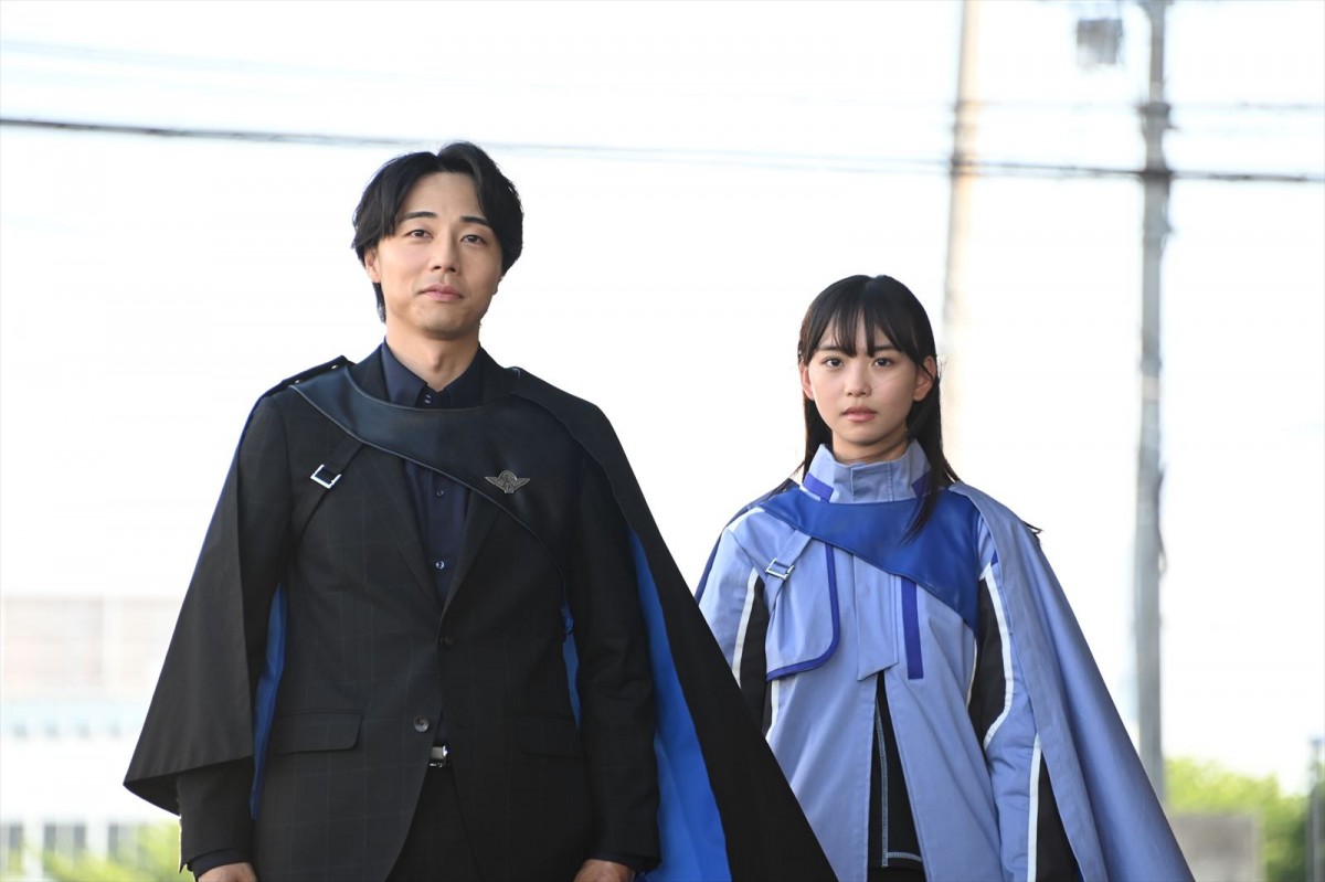 『仮面ライダーガッチャード』第2話「追跡、錬金、スケボーズ！」、スケボーのケミーが登場