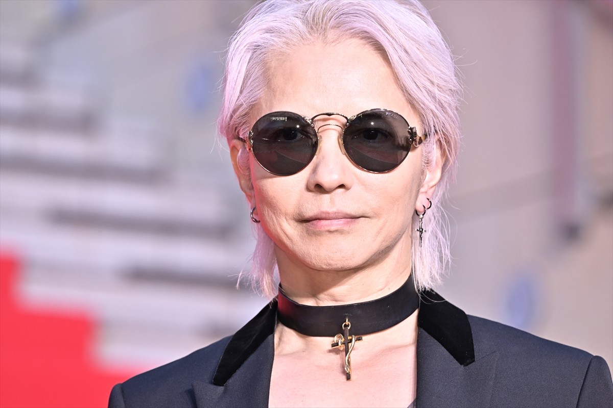 YOSHIKI、ハリウッドに名を刻む初の日本人に　HYDEとともに六本木に登場
