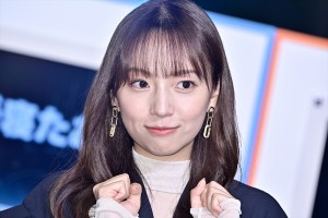 新内眞衣、『バラバラ大作戦』10月新番組発表 記者会見に登場