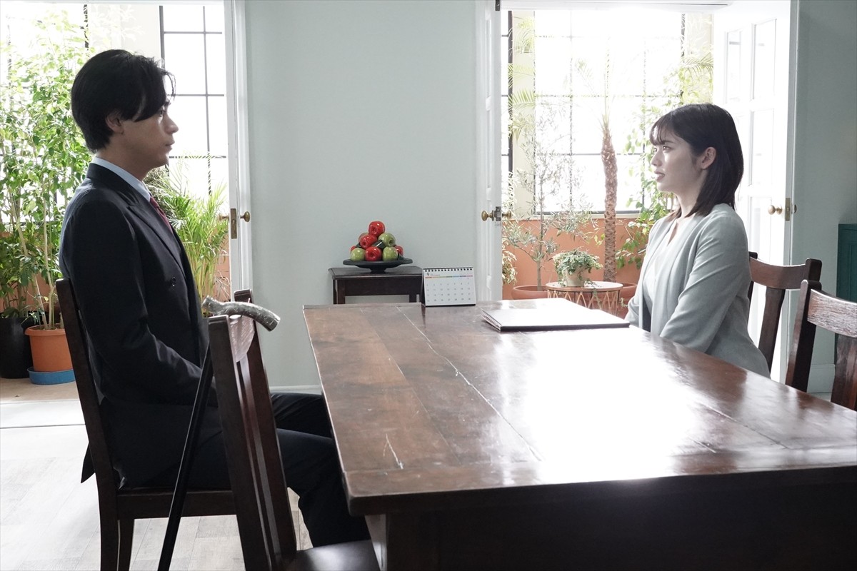 成田凌＆小芝風花、笑顔でクランクアップ！　今夜最終回『転職の魔王様』
