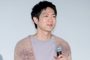 松下洸平、木曜劇場『いちばんすきな花』完成披露試写イベントに登場