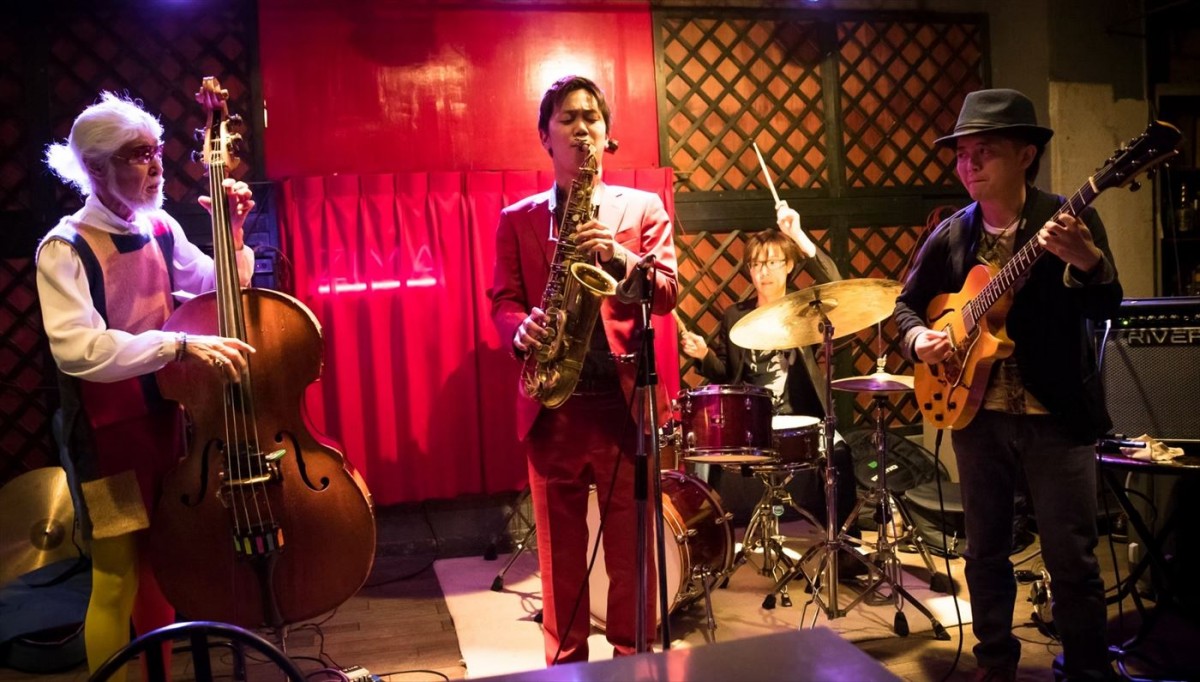 ジャズベーシスト・鈴木勲の素顔と音楽人生を描いたドキュメンタリー映画『JAZZ GODFATHER』予告編解禁