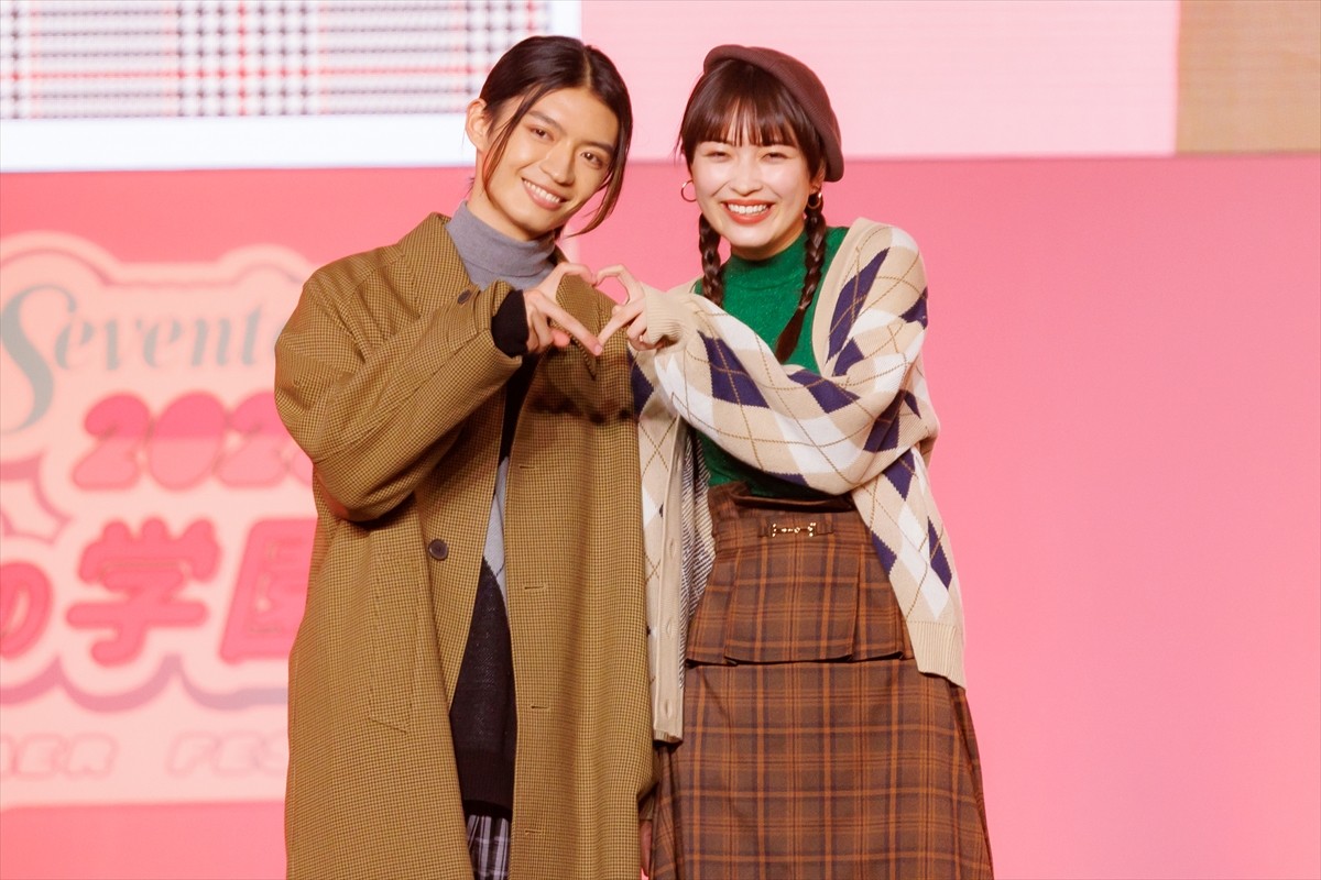 乃木坂46・久保史緒里＆日向坂46・小坂菜緒がランウェイに登場「最高の夏の思い出を作りたい」