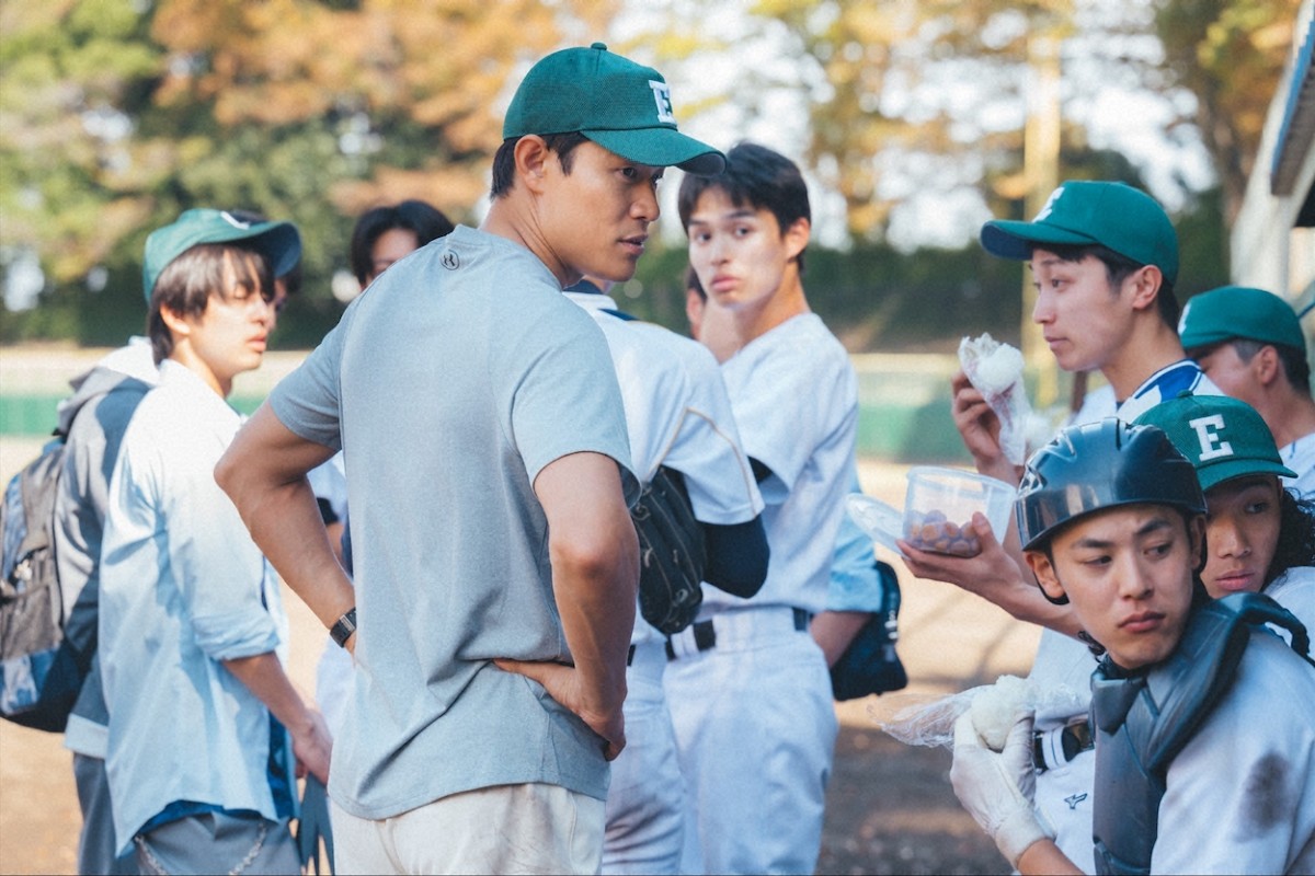 『下剋上球児』“南雲”鈴木亮平、部員の“無免許イジり”に苦笑い　ネット爆笑「もう持ちネタ」