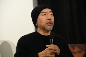 塚本晋也監督、映画『ほかげ』公開記念舞台挨拶に登場