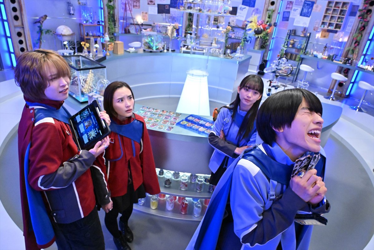 『仮面ライダーガッチャード』第16話「クライシスXmas！オロチ事変」、最大の脅威が宝太郎に迫る