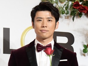3月に秋倉諒子との結婚を発表した黄皓