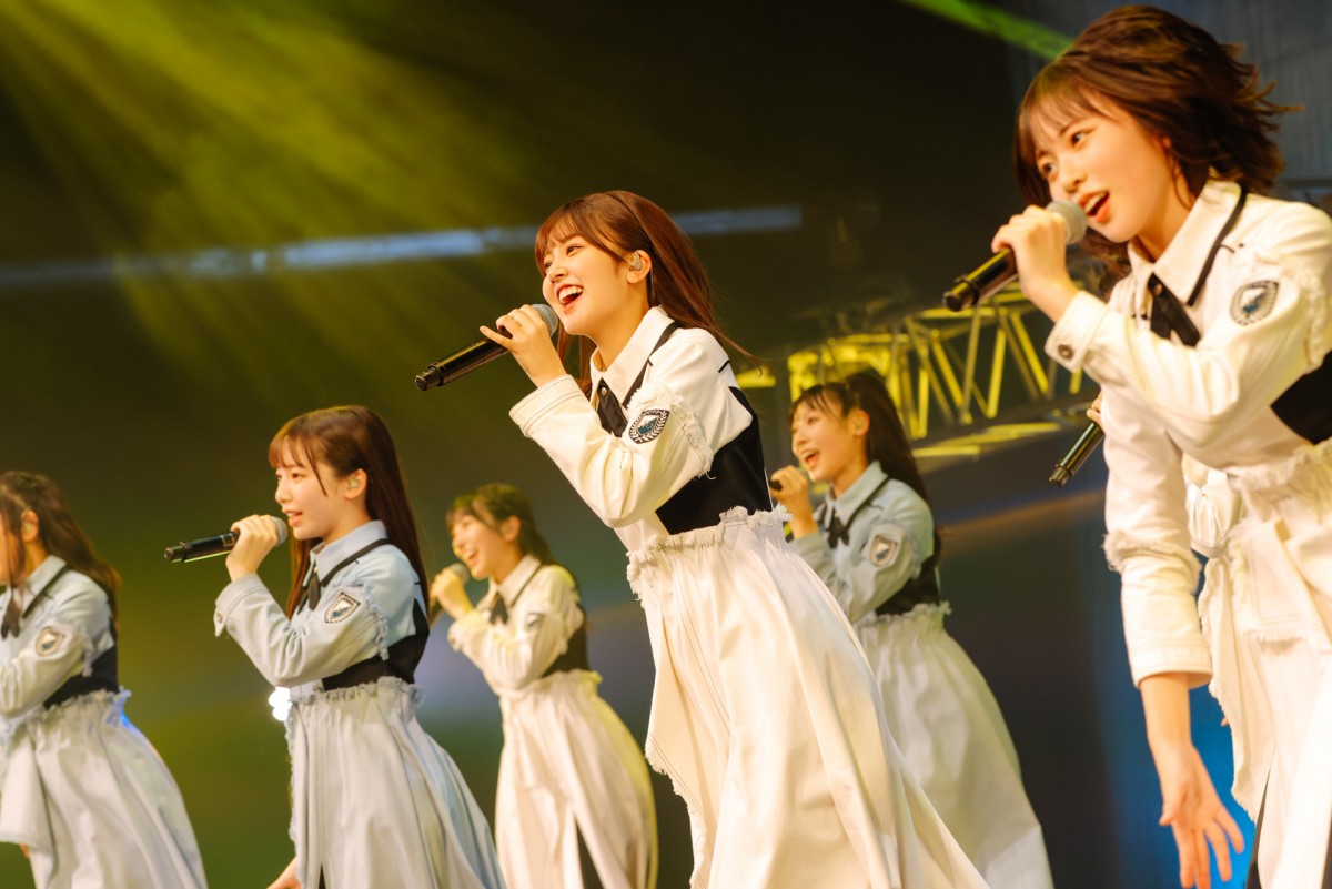 日向坂46・四期生、不安や悩みを乗り越え“一体感”　「新参者」全10公演完走