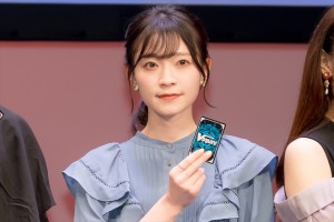 岩田陽葵、『カードファイト!! ヴァンガード Divinez 制作発表会』に登場