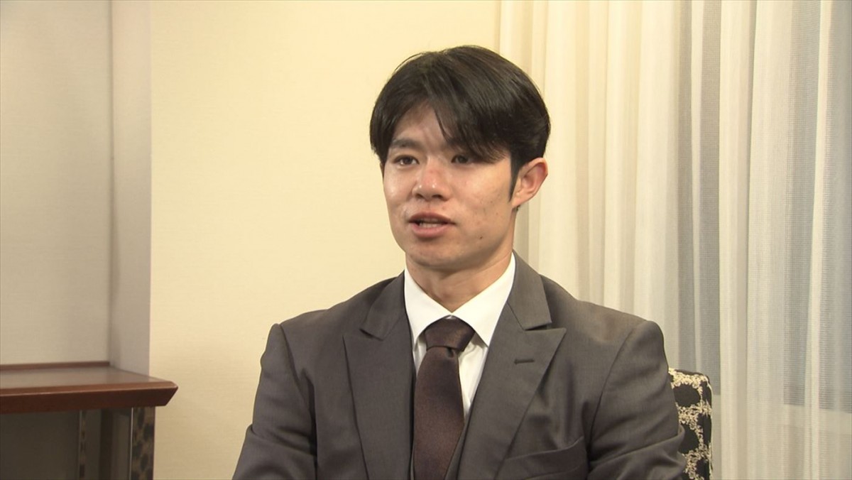 『栄光のARE』新人王＆MVPの村上頌樹投手ら阪神タイガースの選手が続々出演！　先着入場者特典は岡田語録トレカ