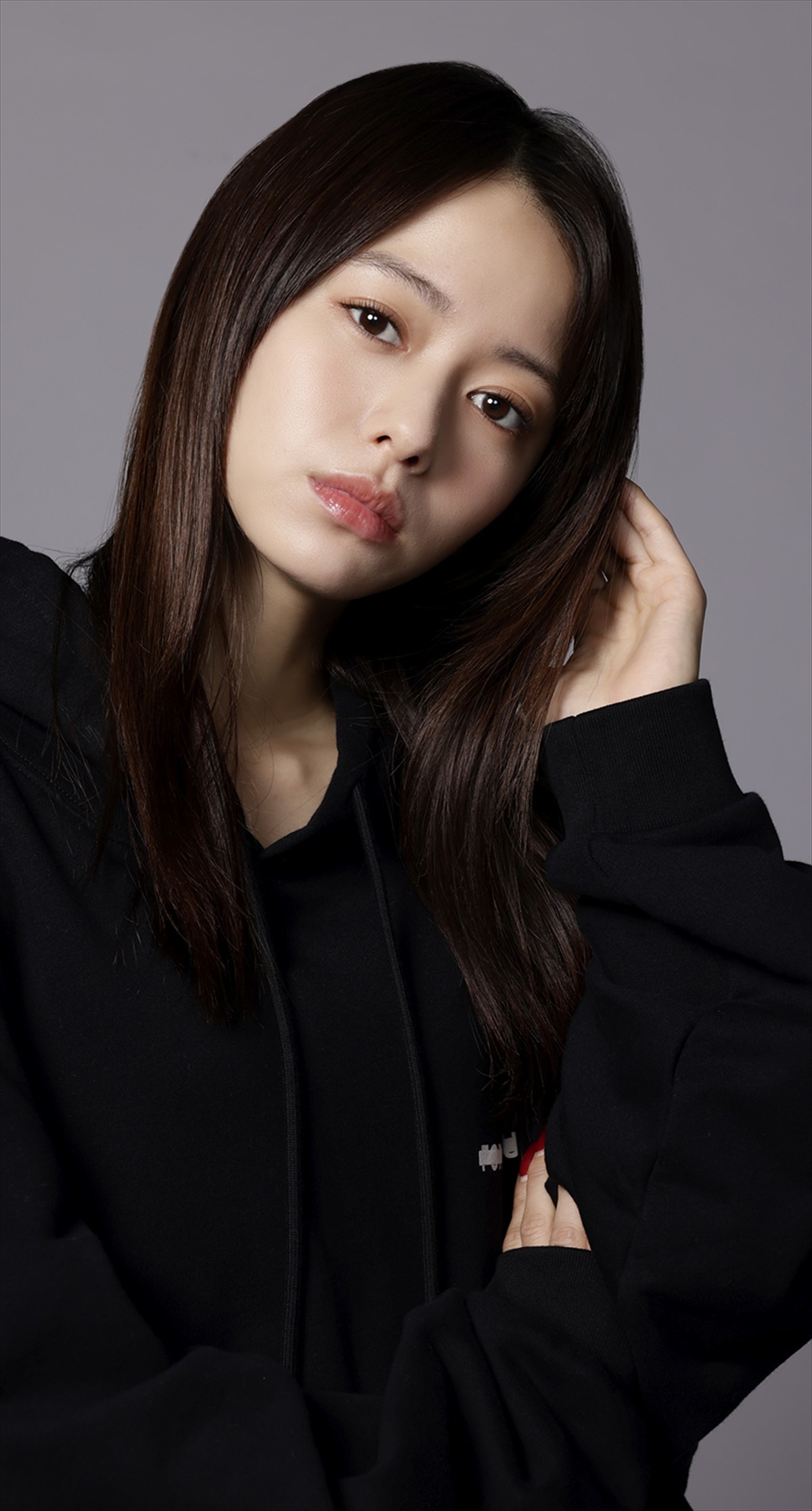 鈴鹿央士＆山本舞香、“超クセ強”ニセ家族に！　新ドラマ『闇バイト家族』来年1月スタート