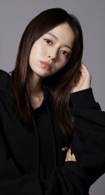 ドラマ24『闇バイト家族』に出演する山本舞香