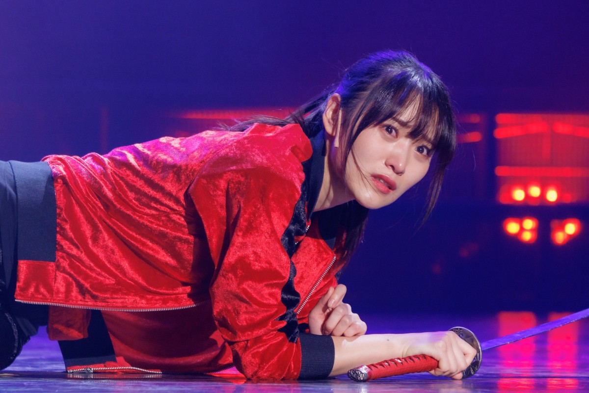 菅井友香、キスシーン＆殺陣アクション　櫻坂46卒業後初舞台『新・幕末純情伝』で“史上最高に美しい沖田総司”を熱演