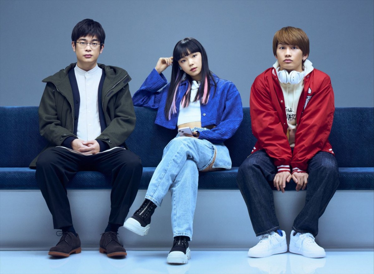 ドラマ『ペンディングトレイン―8時23分、明日 君と』に出演する(左から)井之脇海、古川琴音、なにわ男子・藤原丈一郎