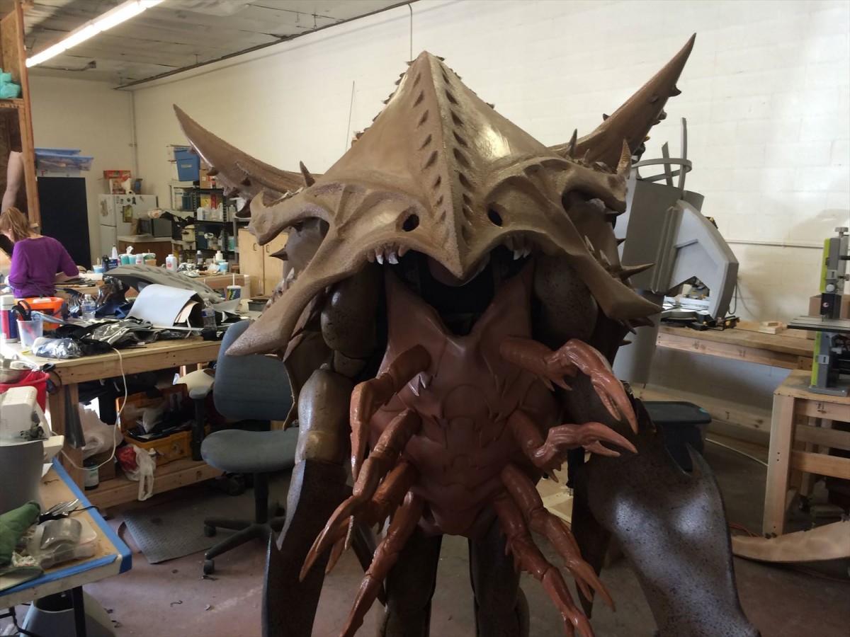 完成まで6年！　巨大化したカブトガニが人類を襲う『キラーカブトガニ』メイキング画像“大量”到着