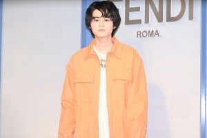 鈴鹿央士、「パラッツォフェンディ表参道」レセプションイベントに登場