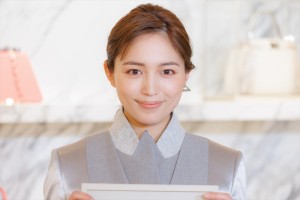 川口春奈、FENDI ジャパンブランドアンバサダー就任記者会見に登場