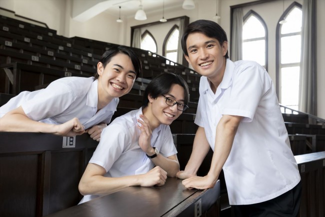 ドラマ『ながたんと青と ‐いちかの料理帖‐』より(左から)赤松役・小柴陸、桑乃木周役・作間龍斗、谷口役・吉川太郎
