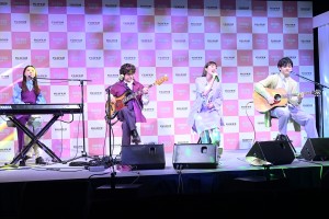 緑黄色社会、INSTAX“チェキ”新製品発表会に登場