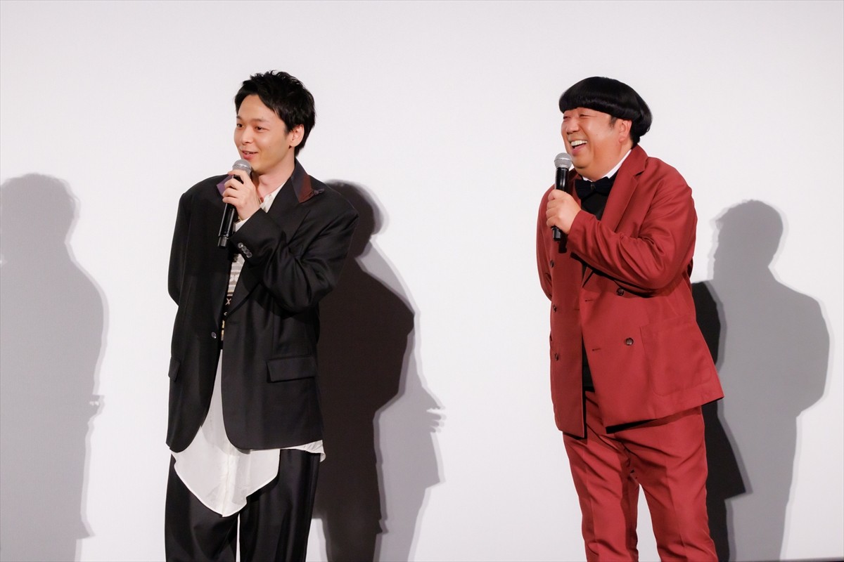 中村倫也、結婚後初の公の場　日村勇紀が共演者の反応明かす「一気にグループLINEが動いた」