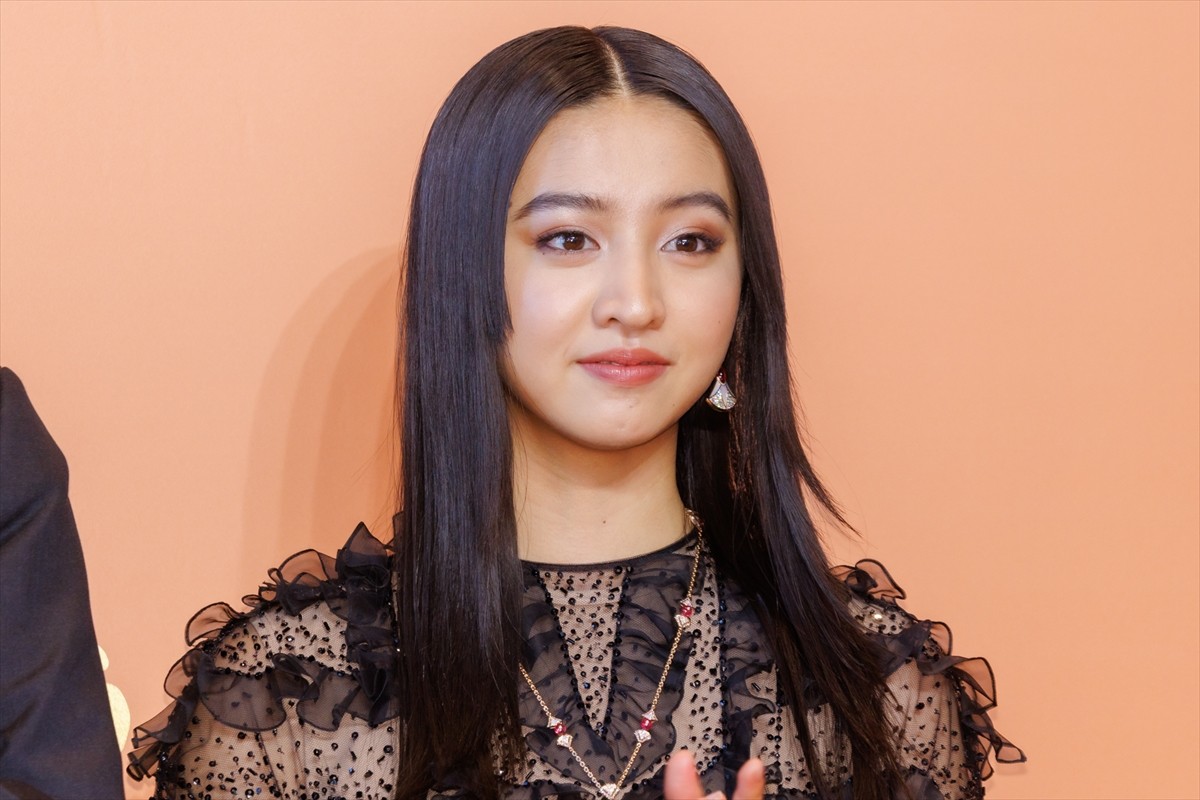 アン・ハサウェイ、11年ぶり来日で超絶スタイル披露　Koki，＆森星＆山下智久と美競演