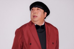 バナナマン・日村勇紀、映画『宇宙人のあいつ』完成披露上映会 舞台挨拶に登場